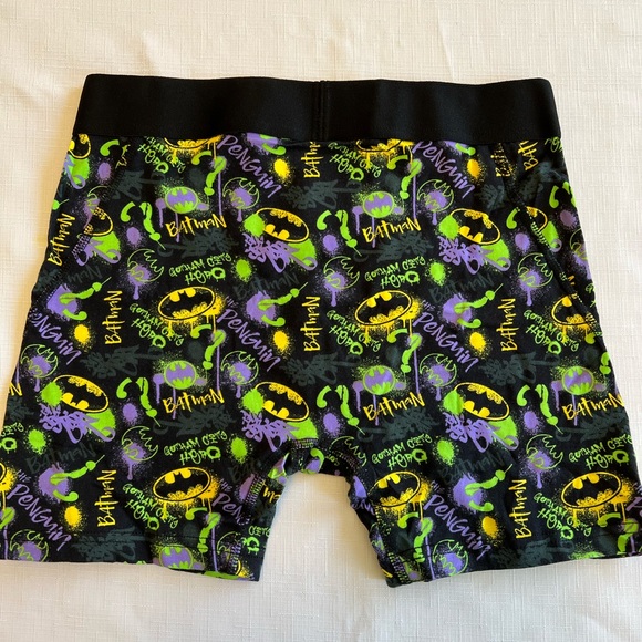 BATMAN 3-Pack Mid Trunks Men’s Cotton Stretch Underwear NEW With Tag S,M,L or XL - Picture 3 of 9